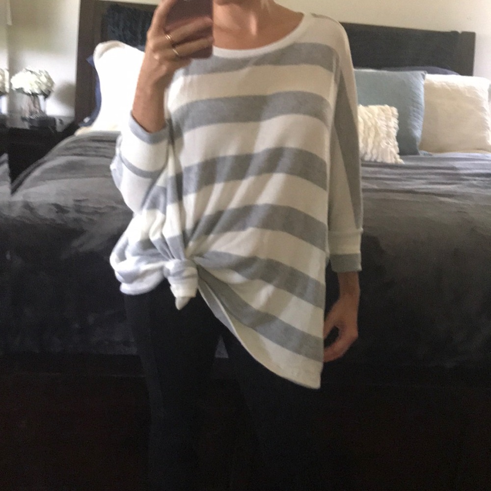 Cozy Soft Striped brushed knit long sleeve top - Picture 2 of 8